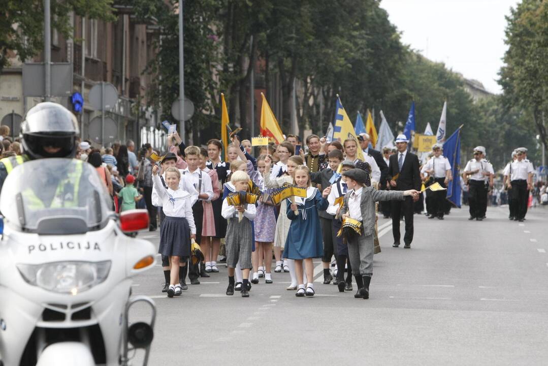 Jūros šventės eisena