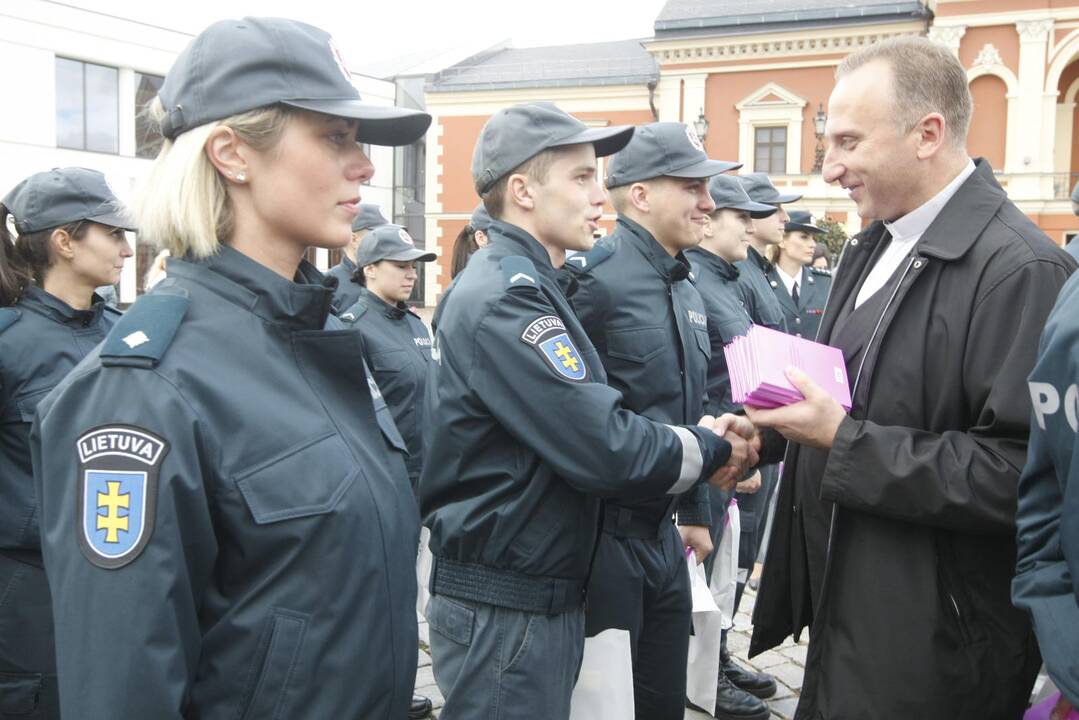 Uostamiestyje policininkai pakvietė švęsti kartu