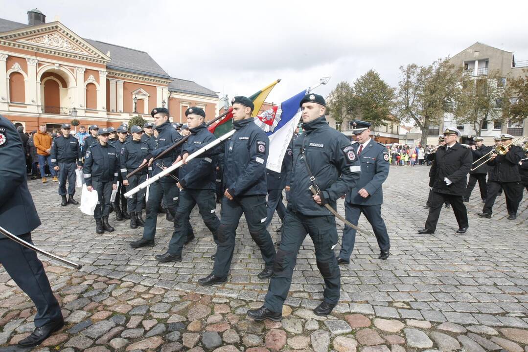 Uostamiestyje policininkai pakvietė švęsti kartu