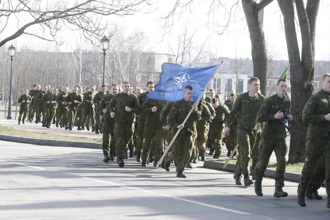NATO 15 metų