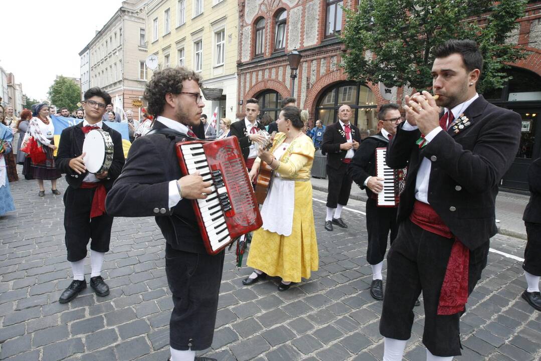 Tarptautinis folkloro festivalis "Parbėg laivelis 2016"