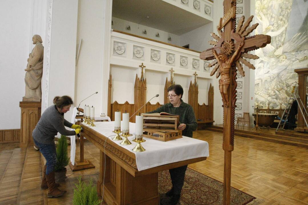 Marijos Taikos Karalienės bažnyčioje – talka