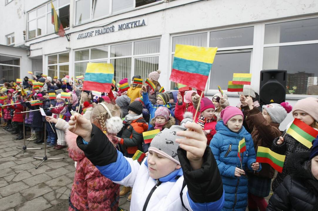 Mažieji patriotai jau atšventė Nepriklausomybės dieną