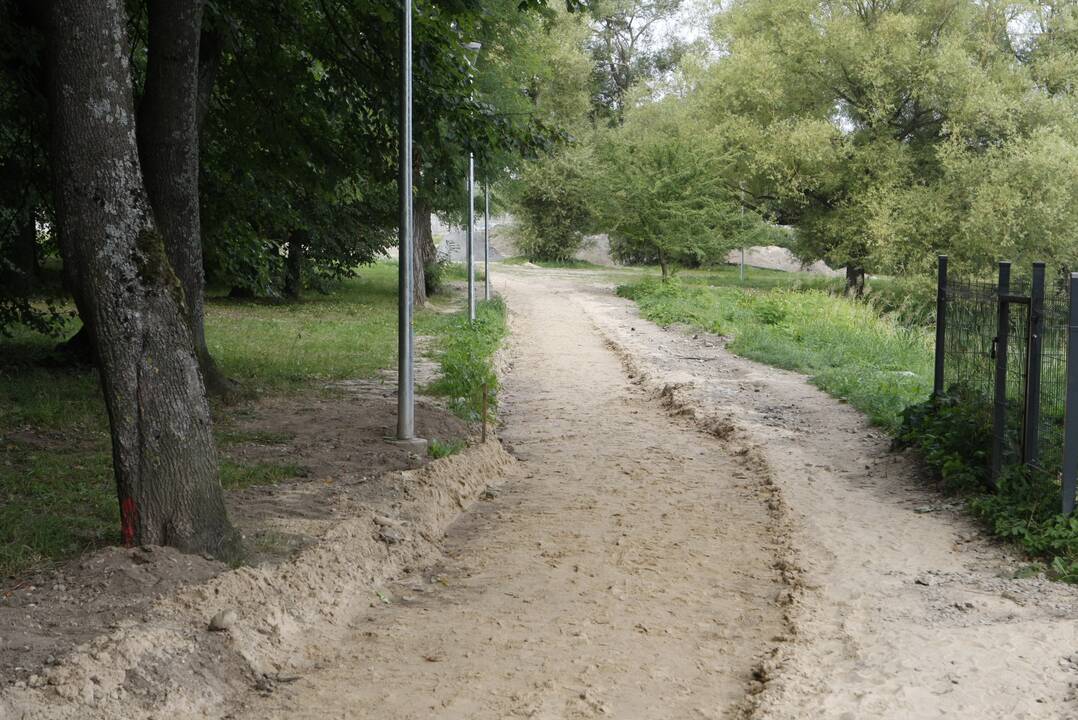 Užsitęsė darbai Malūno parke: tikisi, kad planai nežlugs