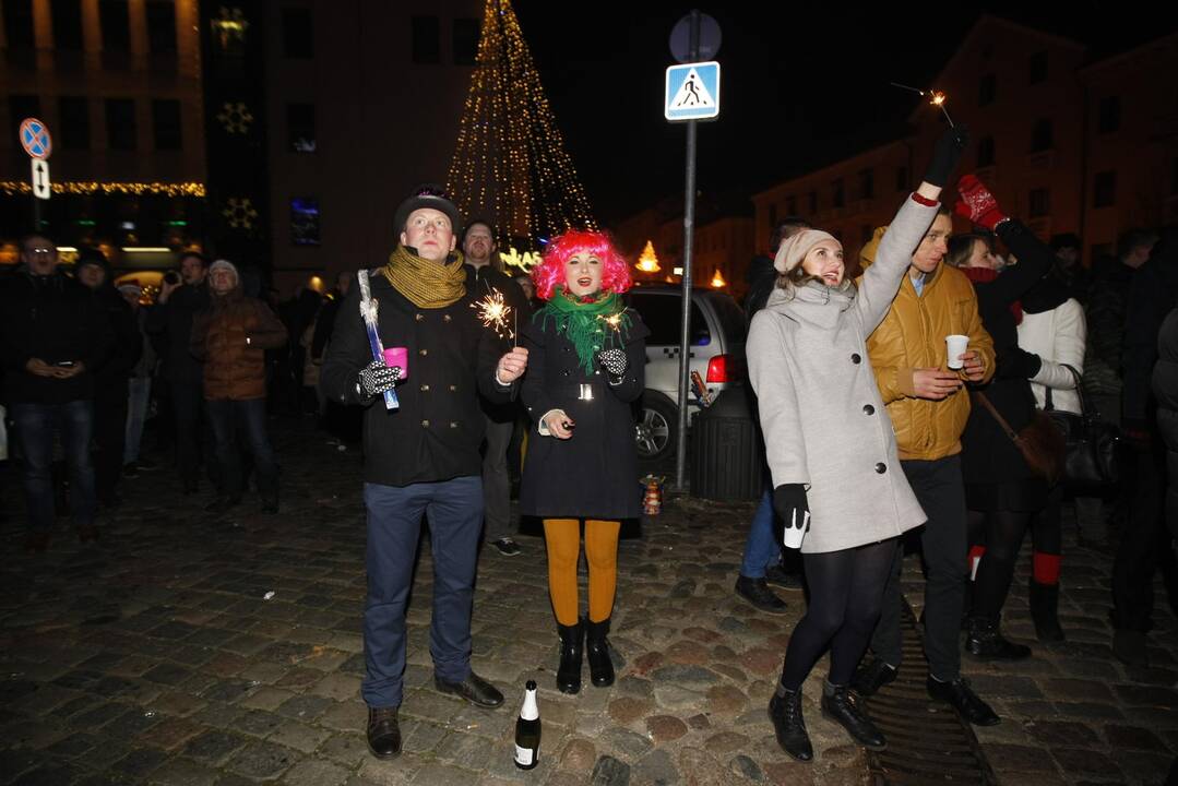 Klaipėdiečiai audringai pasitiko Ugninės Raudonosios Beždžionės metus