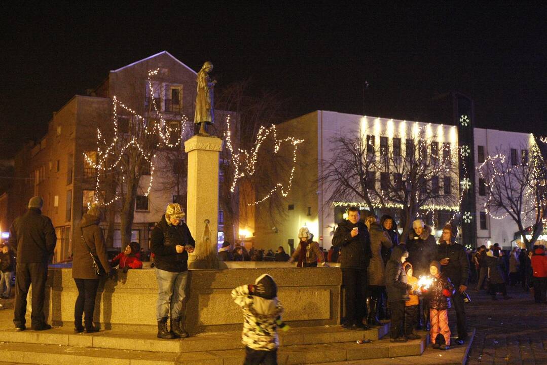 Klaipėdiečiai audringai pasitiko Ugninės Raudonosios Beždžionės metus