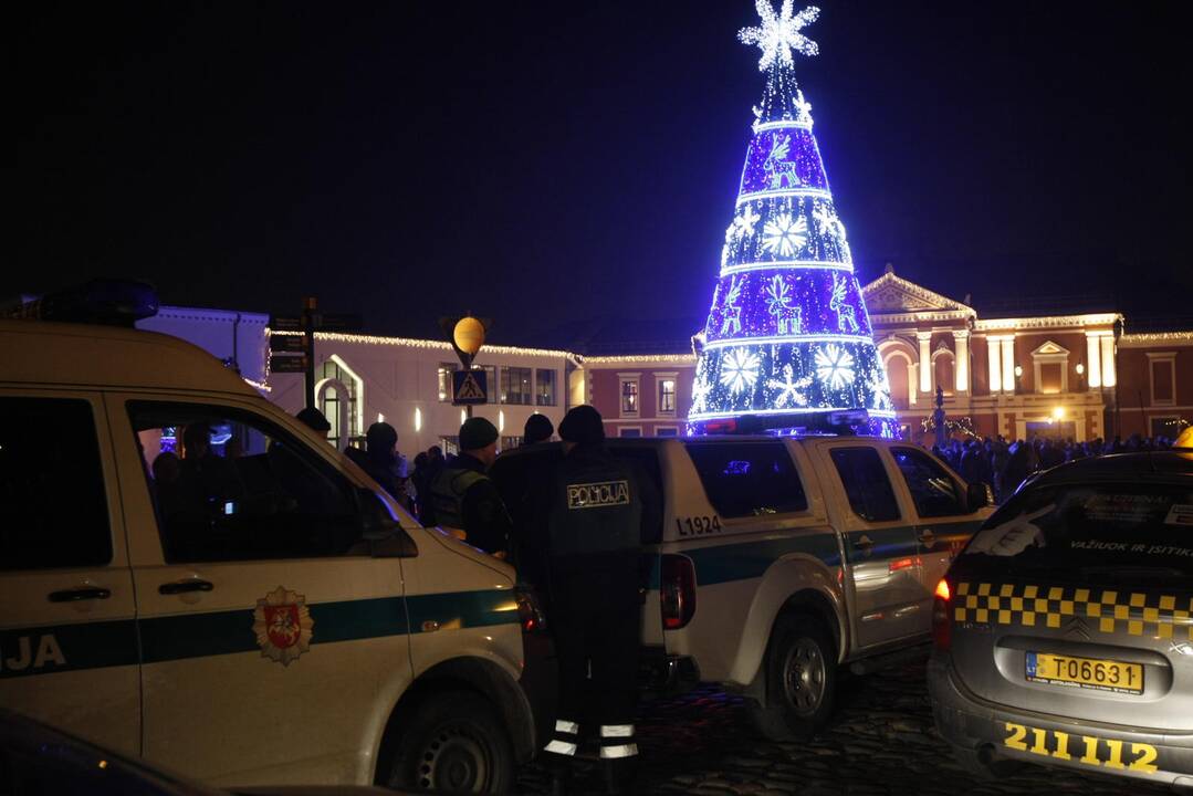 Klaipėdiečiai audringai pasitiko Ugninės Raudonosios Beždžionės metus