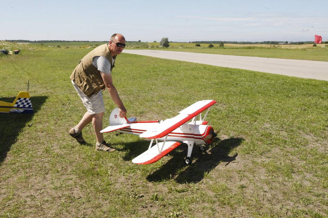 Aviamodelių varžybos Mickuose