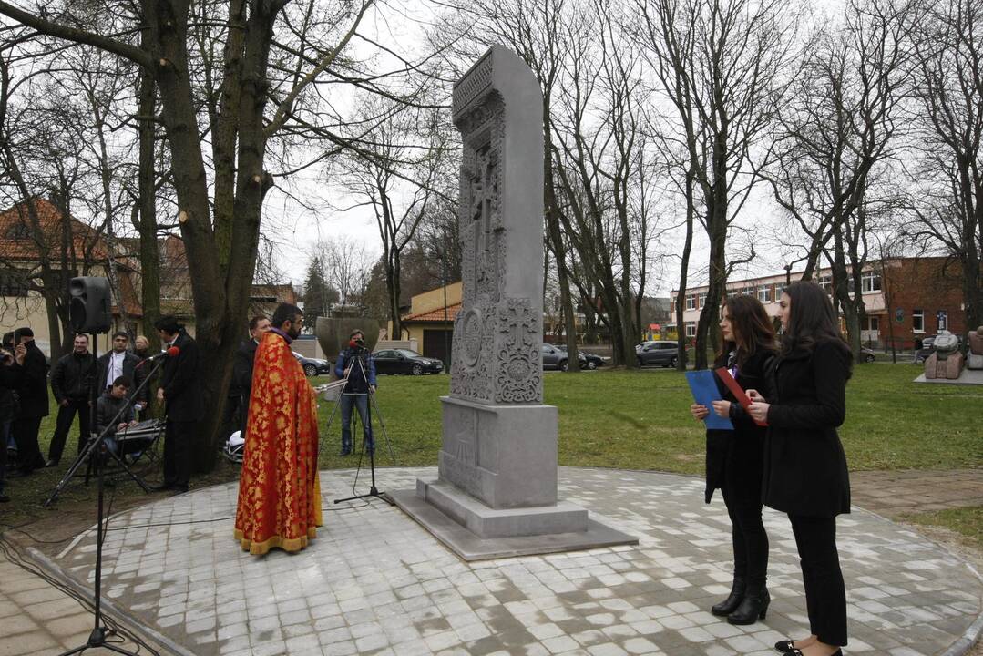 Armėnai genocidą įamžino paminklu