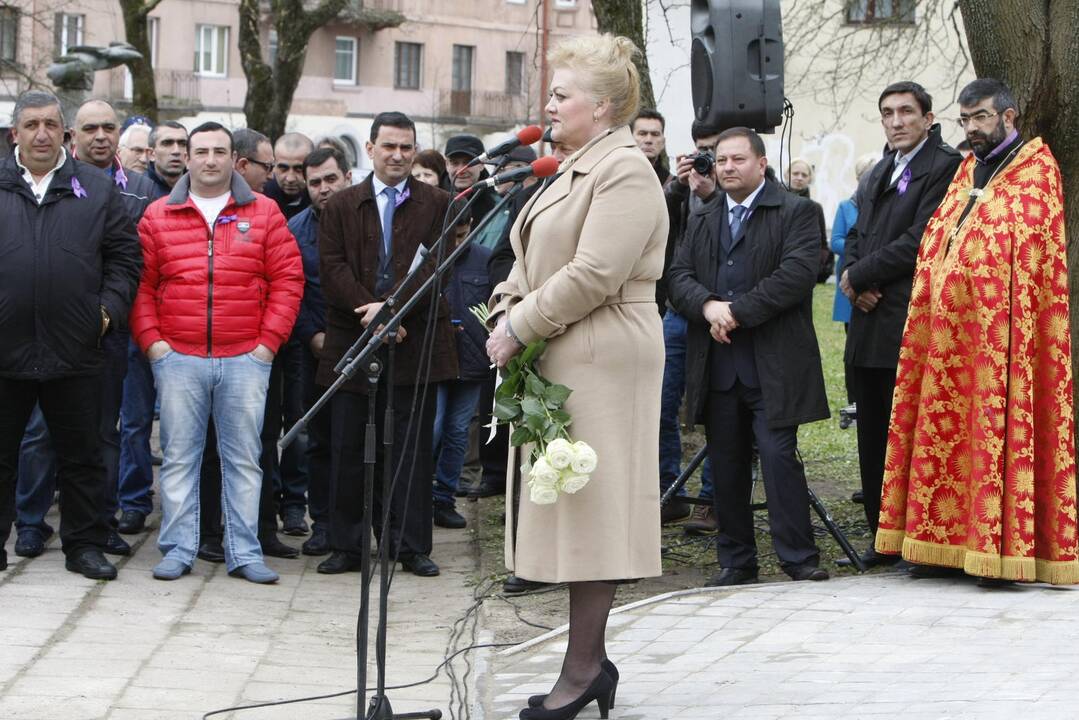 Armėnai genocidą įamžino paminklu