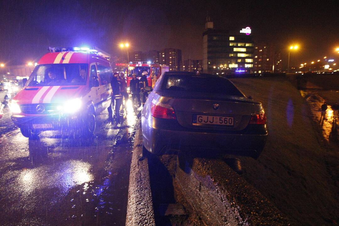 Į "gaudyklę" įvažiavo automoilis