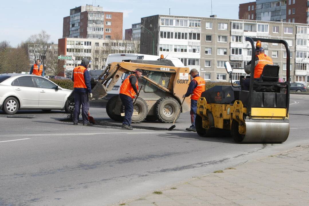 Kelininkai uostamiestyje trikdė eismą