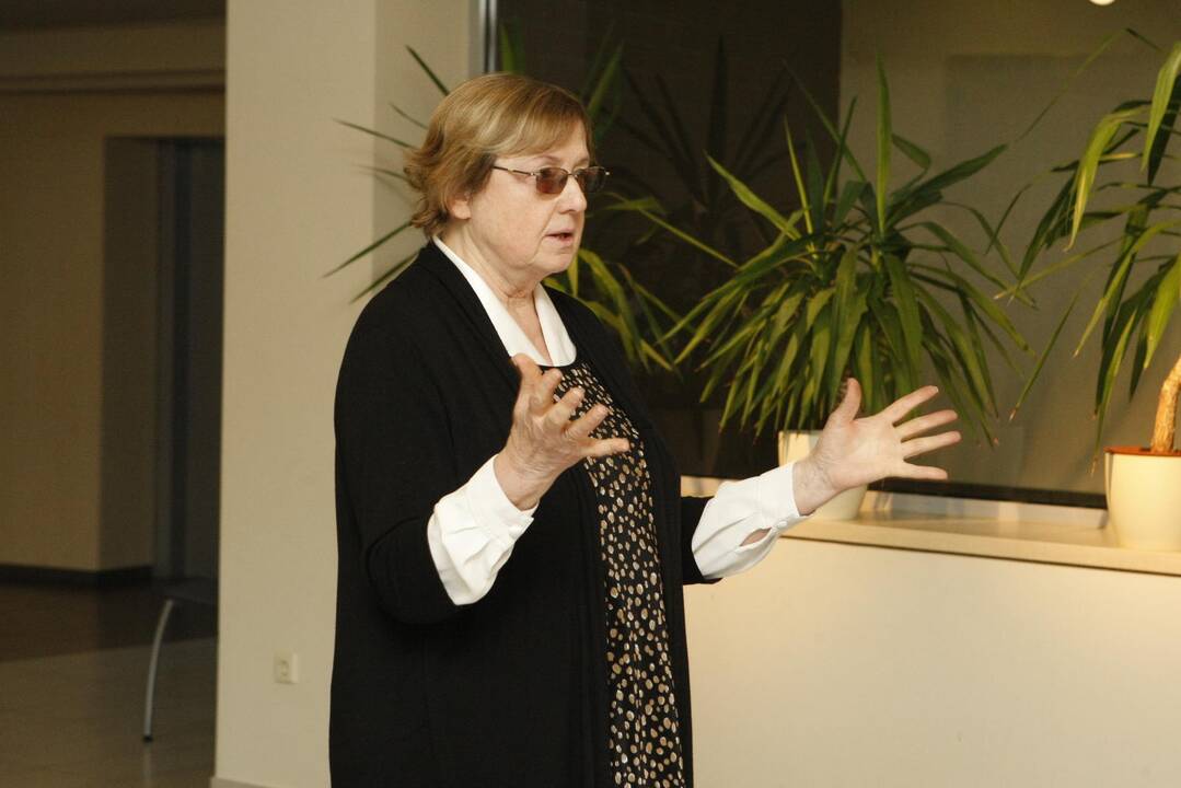 A.Brako dailės mokyklos mokinių paroda I.Simonaitytės bibliotekoje