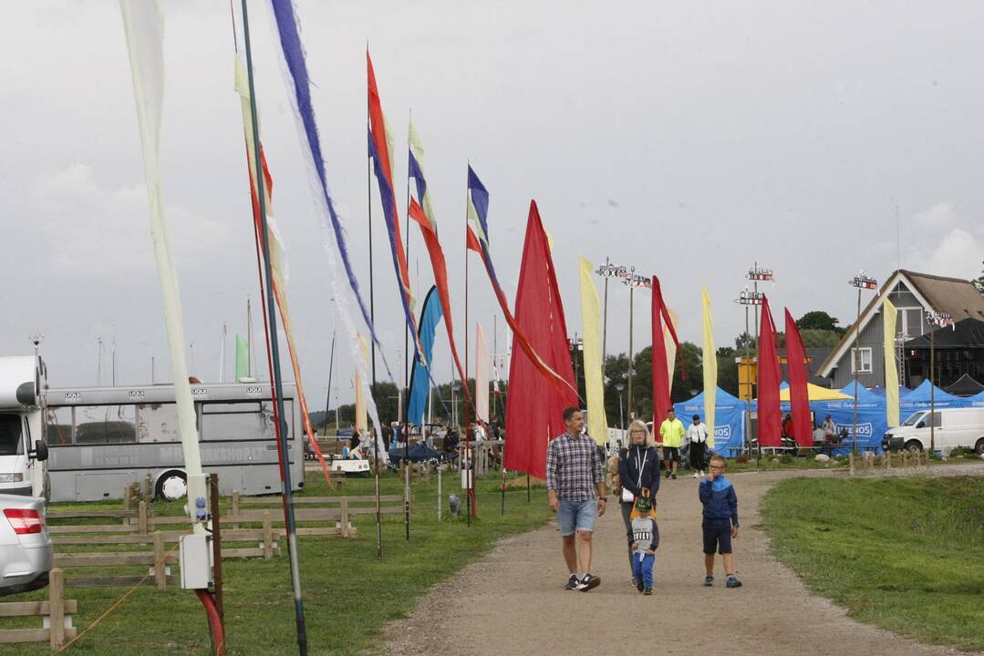 Drevernos uoste – „Vėjų festivalis“ be vėjo