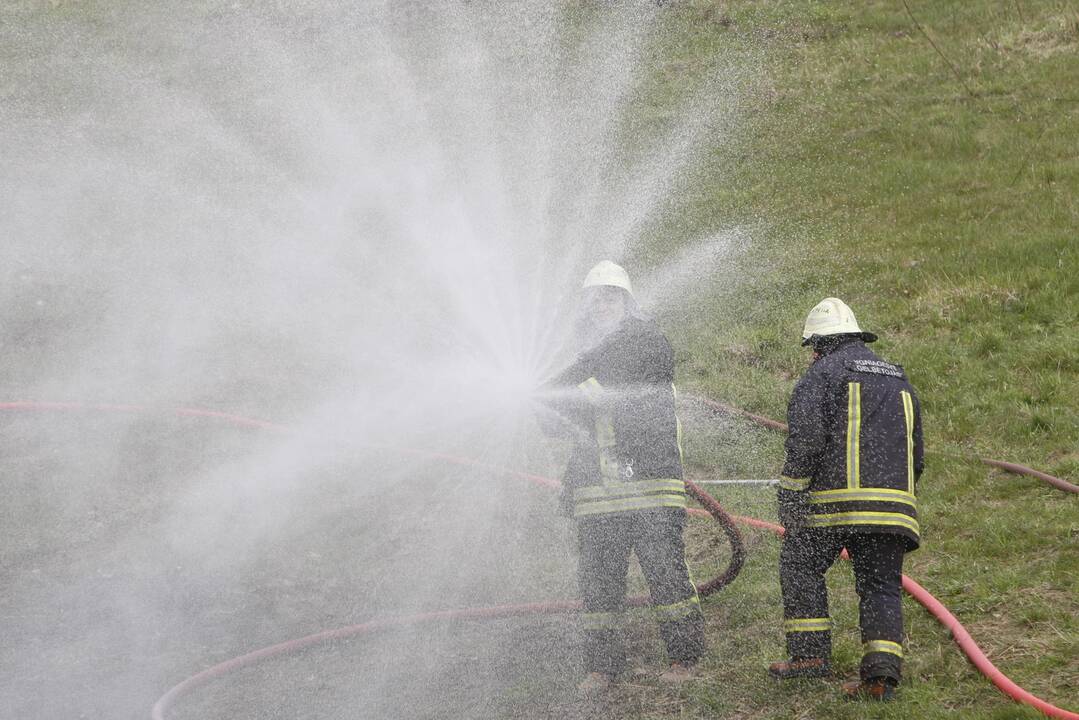 Klaipėdos rajone degė atliekos