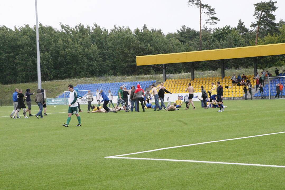 Futbolo klubų sirgalių čempionate triumfavo „Atlanto“ aistruoliai