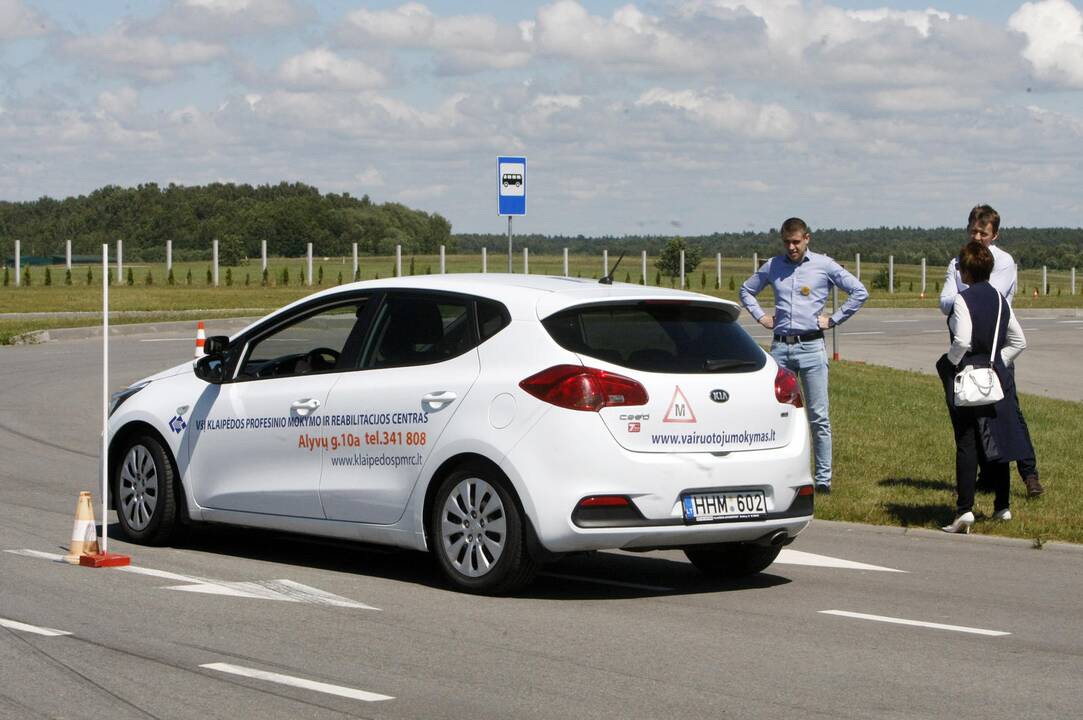 Autodrome - pajūrio verslininkų viražai