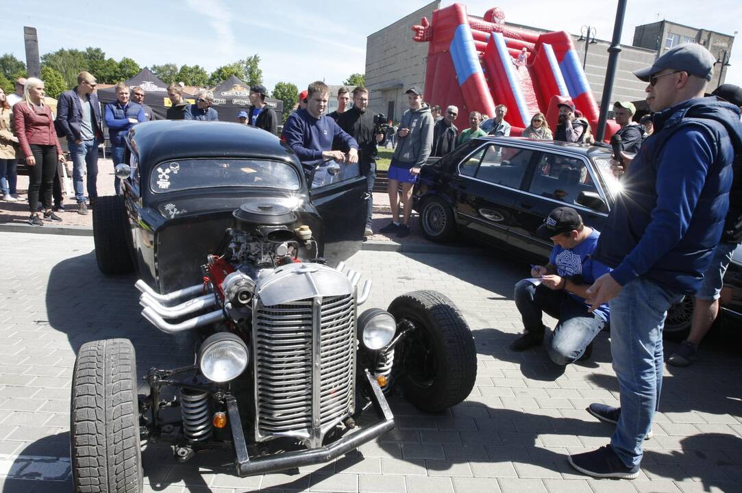 Automobilių paroda Klaipėdoje