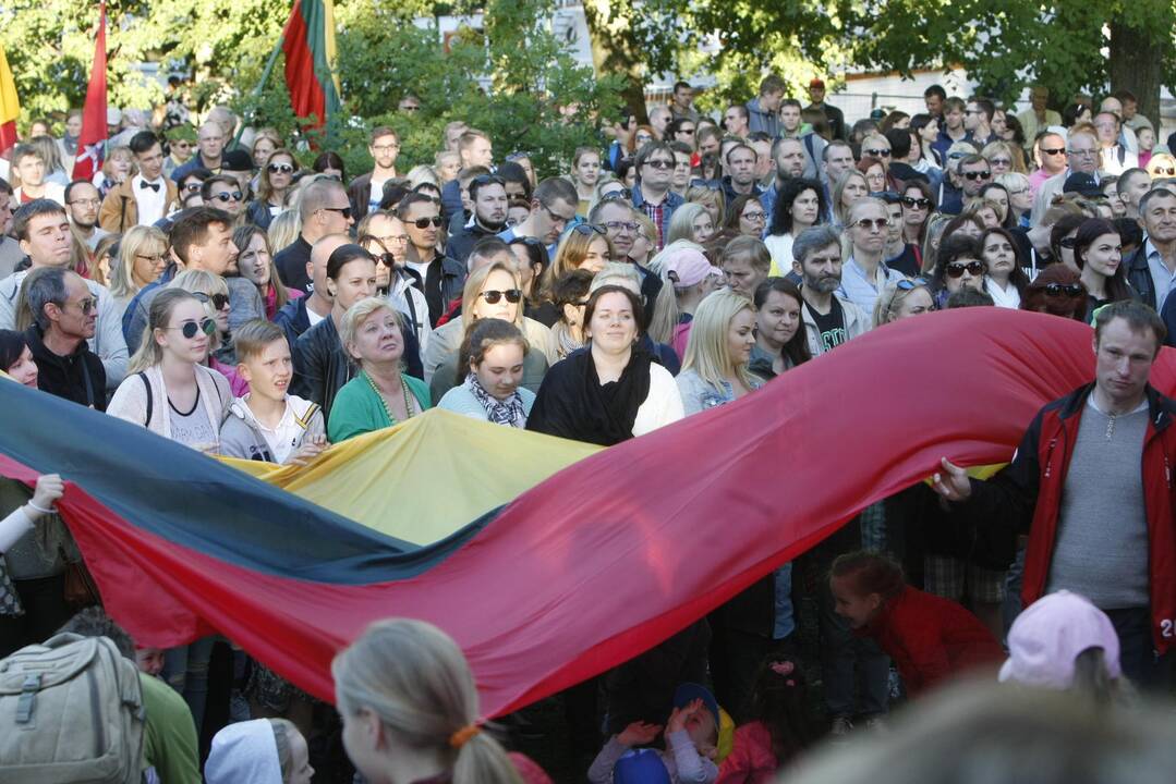 Klaipėdą drebino „Tautiška giesmė“