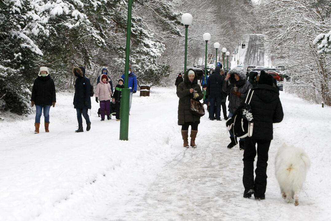 Klaipėdiečiai vėl veržėsi prie jūros