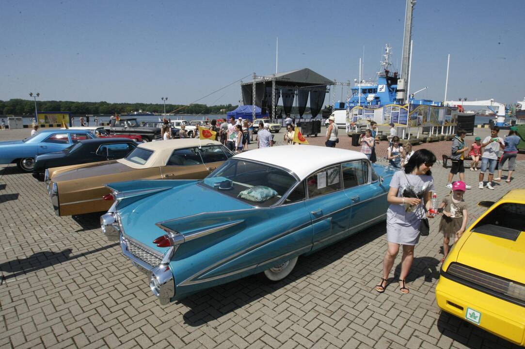 Senovinių automobilių paroda Klaipėdoje