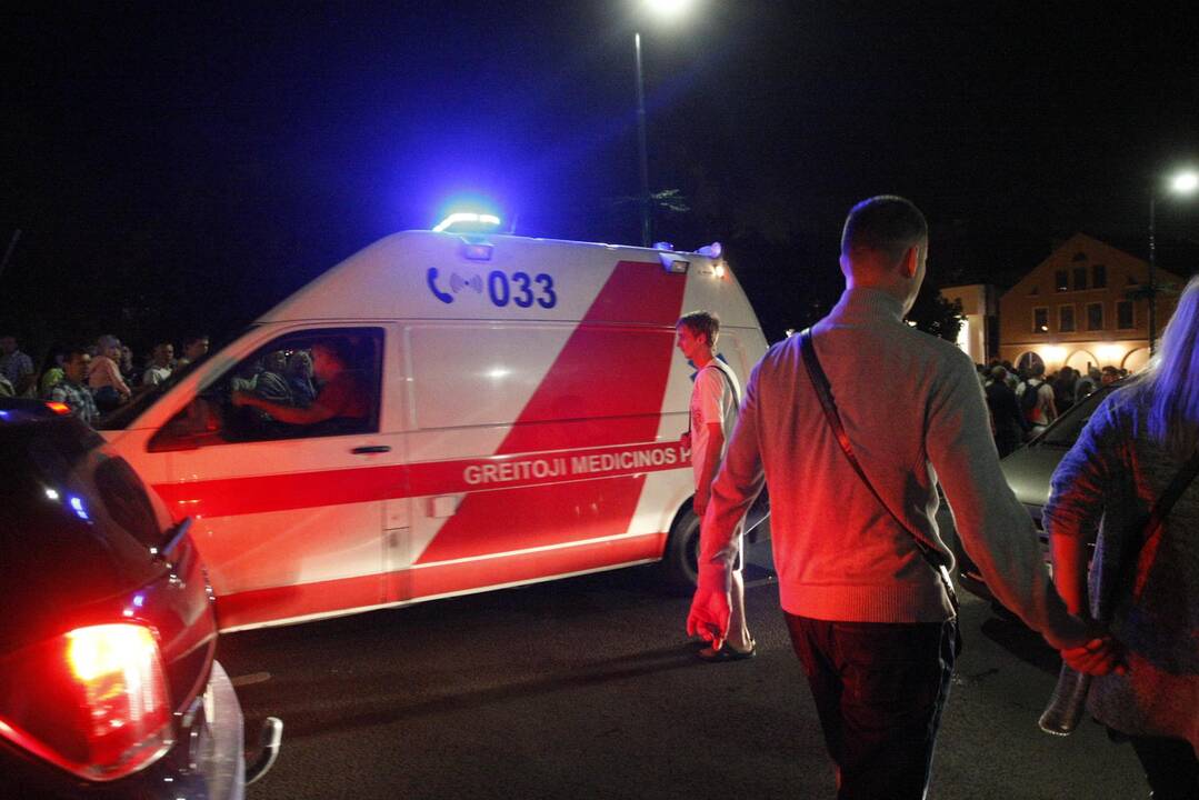 Uostamiestis šėlsta