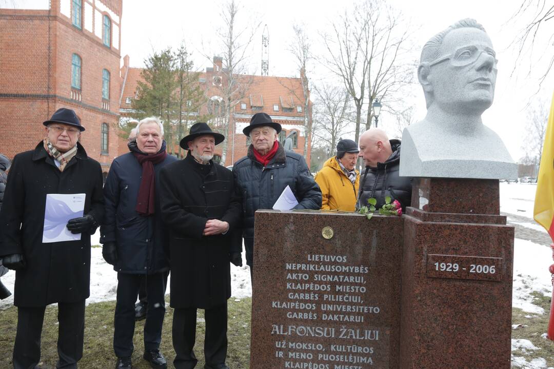  Alfonsui Žaliui biusto atidengimo ceremonija