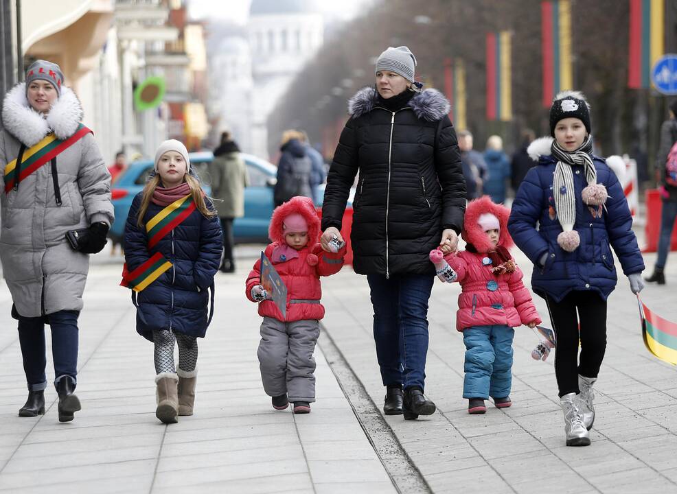 Kauniečiai švenčia Vasario 16-ąją 