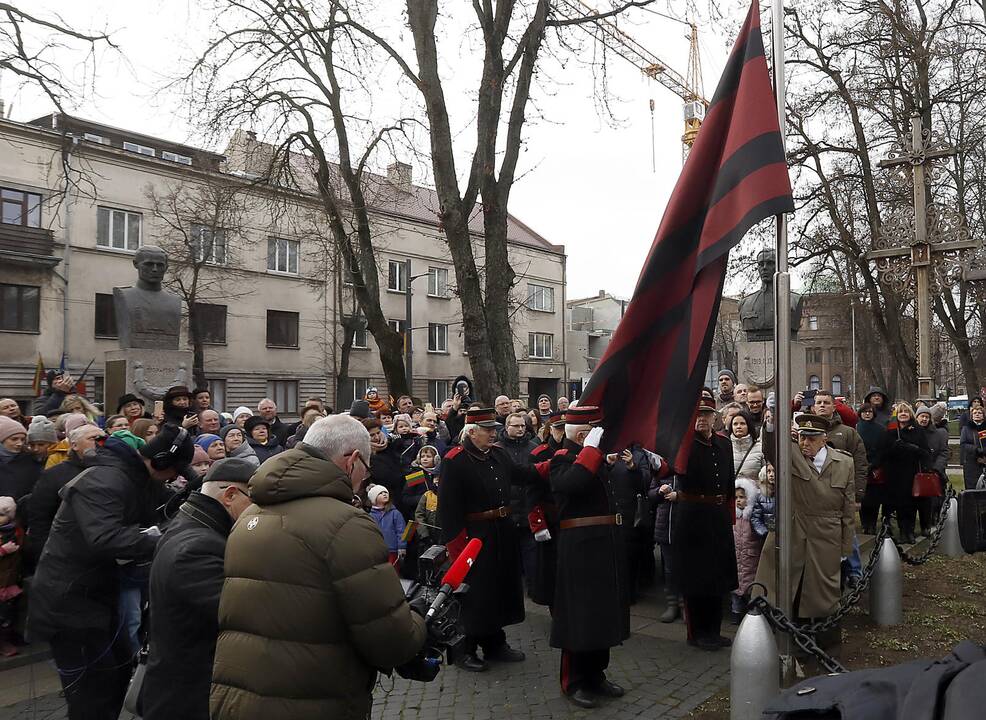 Kauniečiai švenčia Vasario 16-ąją 