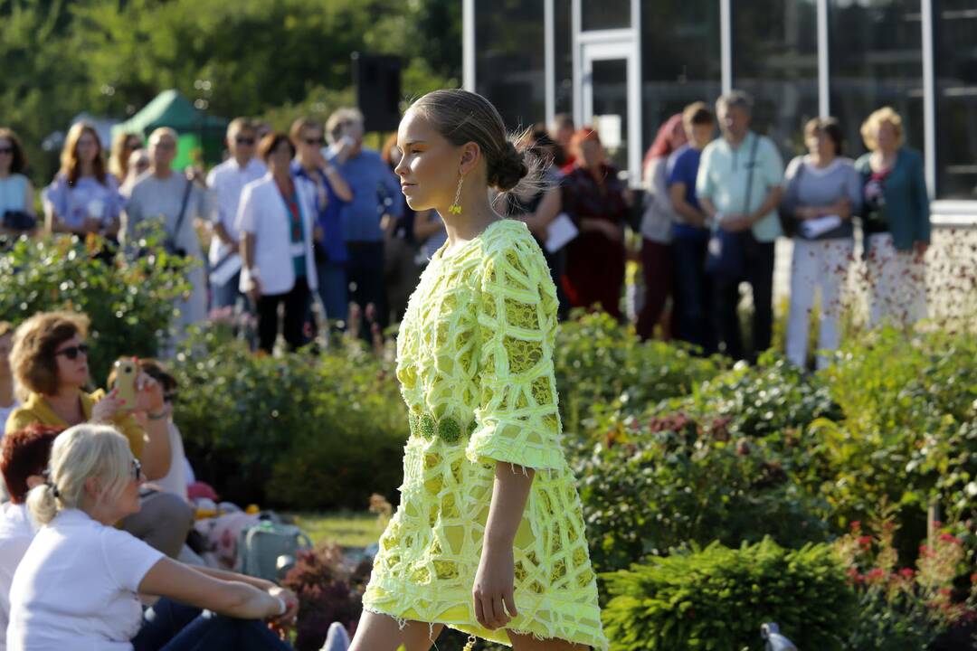 „Kvapų naktis“ VDU Botanikos sode