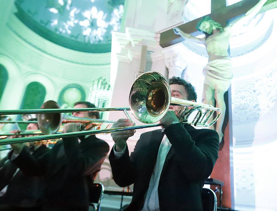 Ąžuolyno orkestras grojo kauniečiams