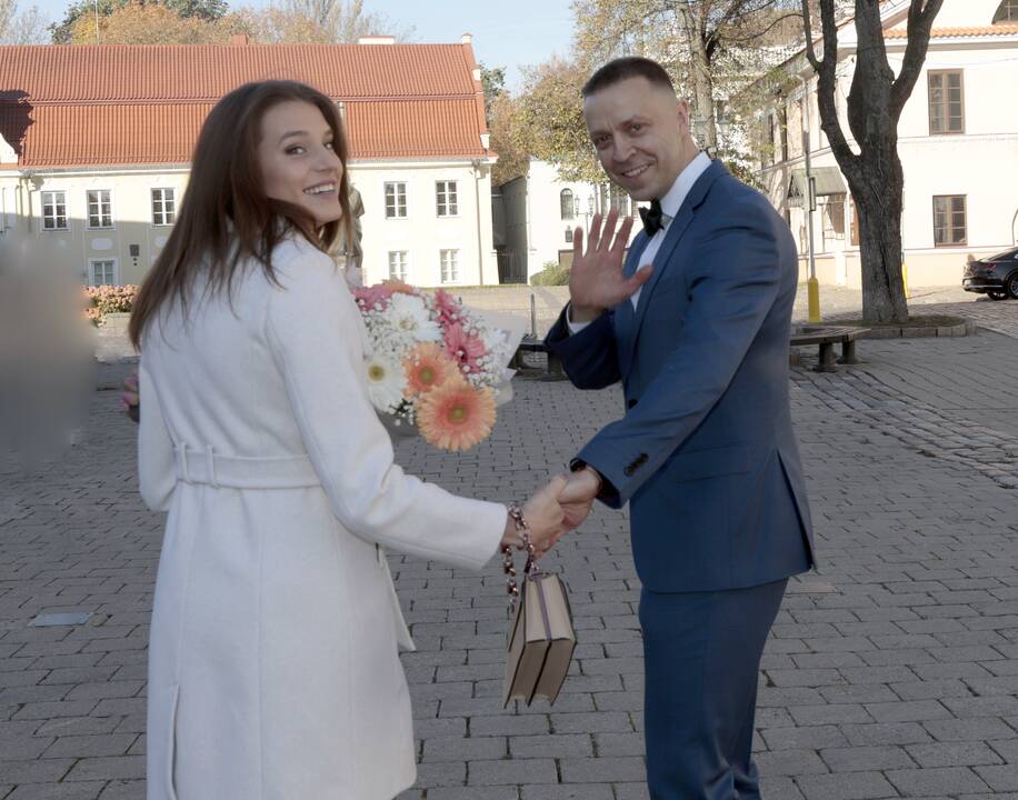 Kauno rotušėje susituokė „Žalgirio“ direktorius P. Motiejūnas ir K. Sklenytė