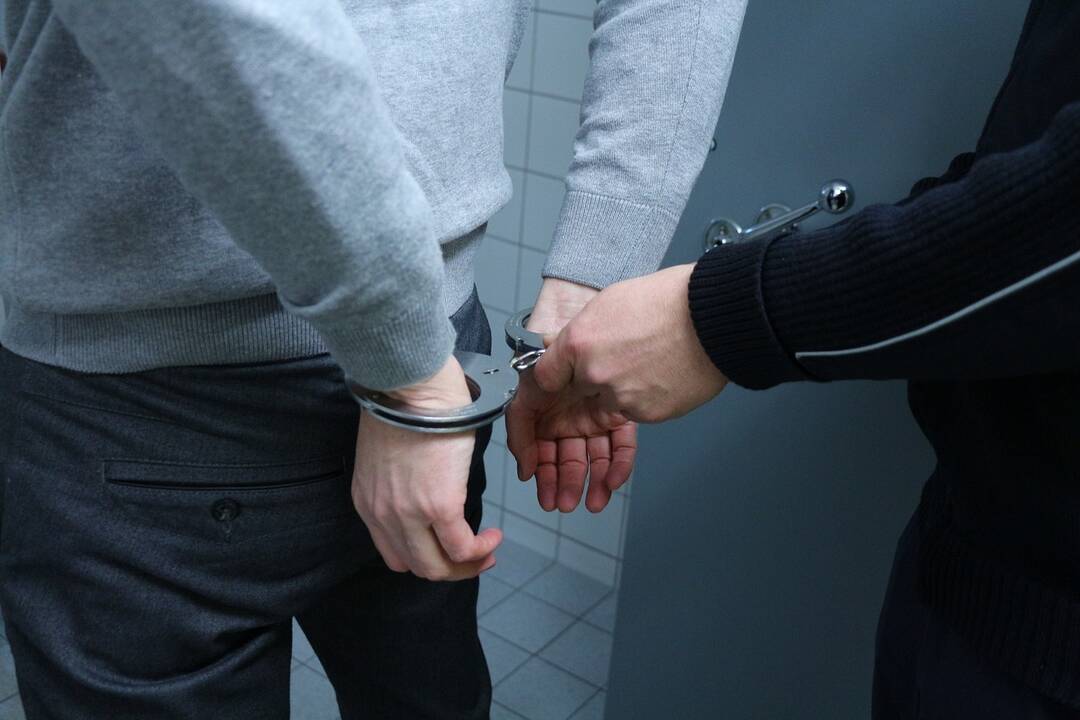 Ukrainoje sulaikytas kariuomenės vyriausiasis psichiatras, per karą susikrovęs įspūdingus turtus
