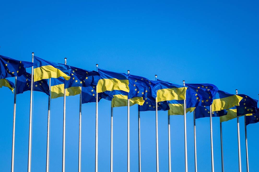 ES patvirtino septynioliktąjį sankcijų Rusijai paketą
