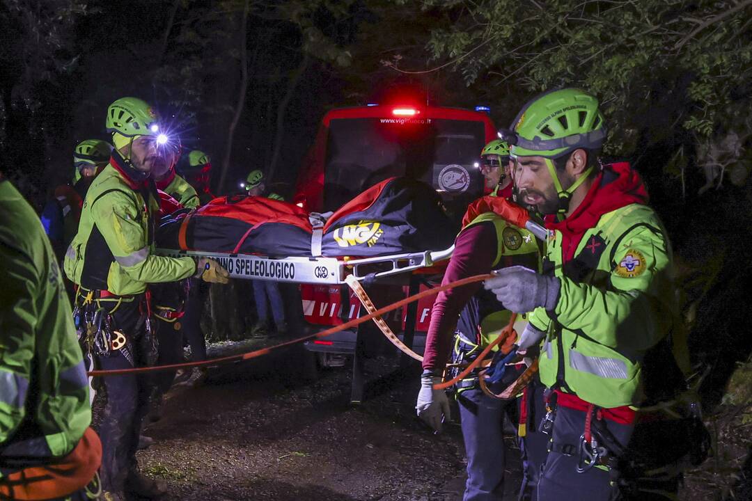 Italijoje nukritus lyninio keltuvo kabinai žuvo keturi žmonės