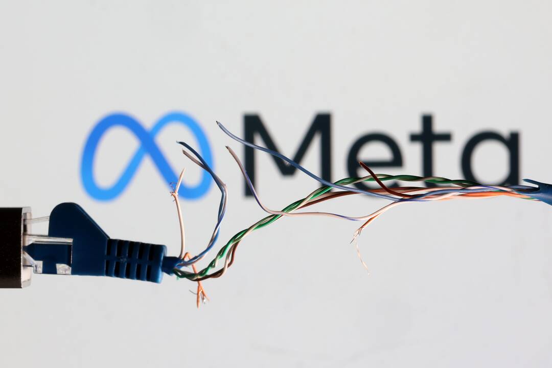 „Meta“ planuoja povandeniniu kabeliu sujungti penkis žemynus
