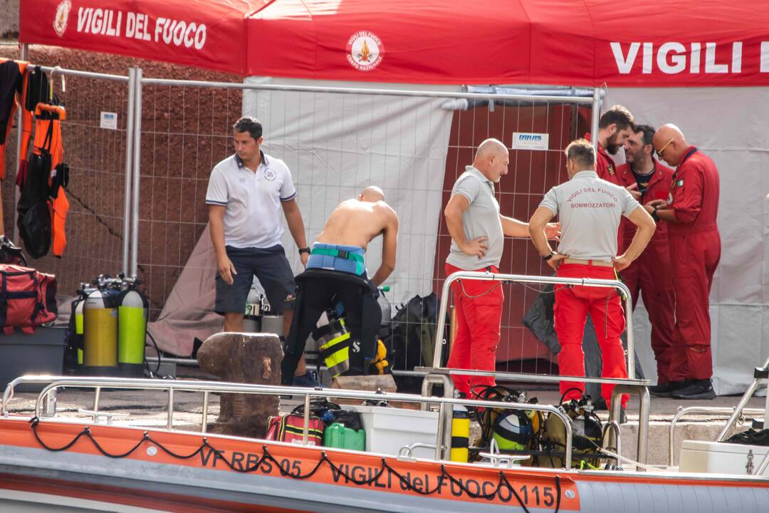 Narams pavyko patekti į prie Sicilijos krantų nuskendusios jachtos vidų