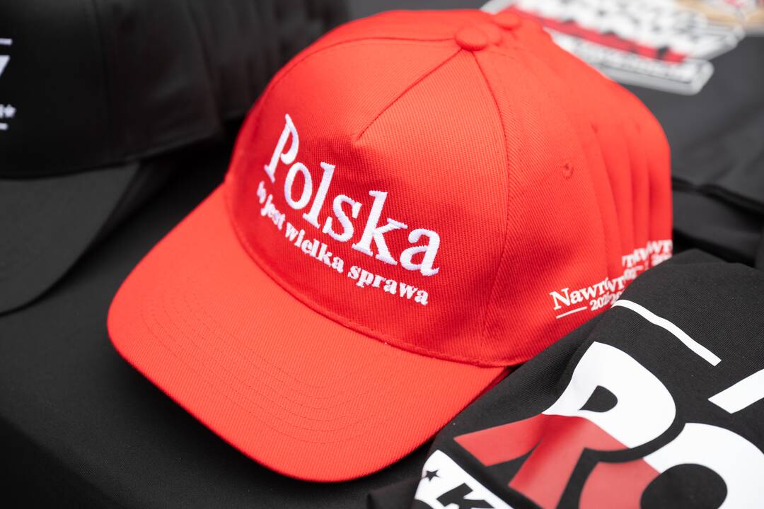 Apklausa Lenkijoje: artimiausiuose rinkimuose nugalėtų dešiniosios partijos