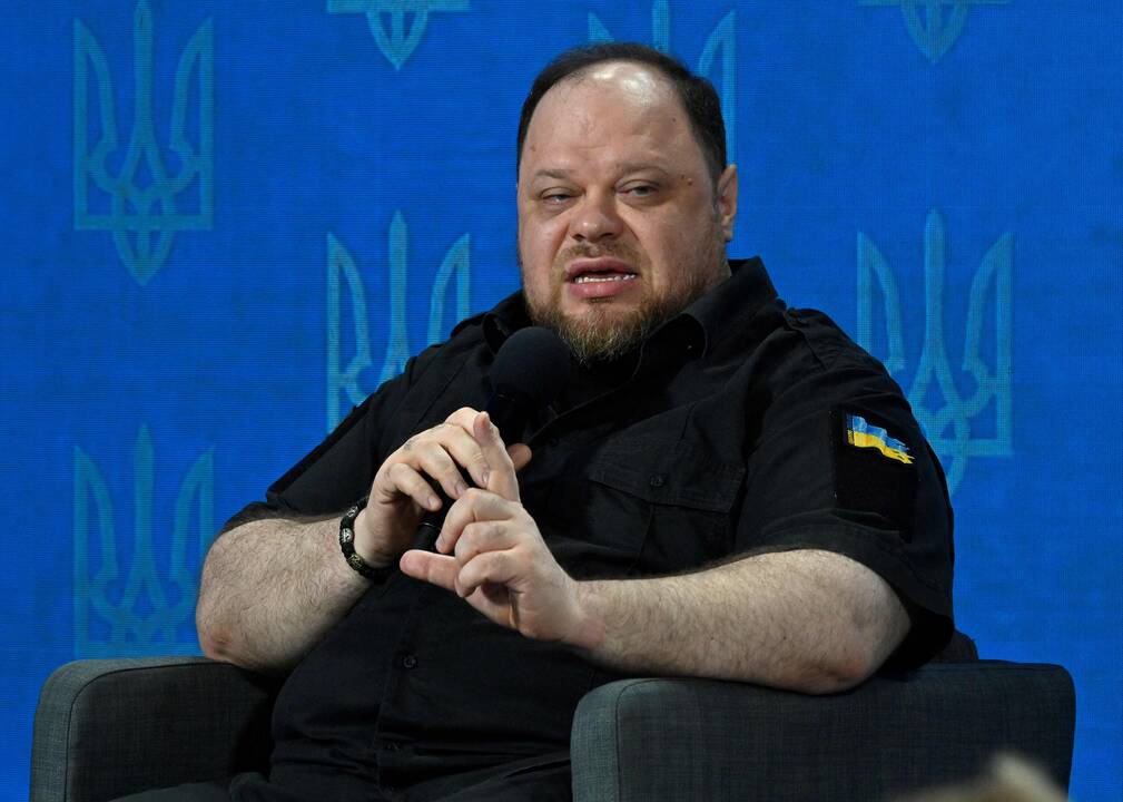Trys Ukrainos ministrai ir Valstybės turto fondo vadovas pareiškė atsistatydinantys
