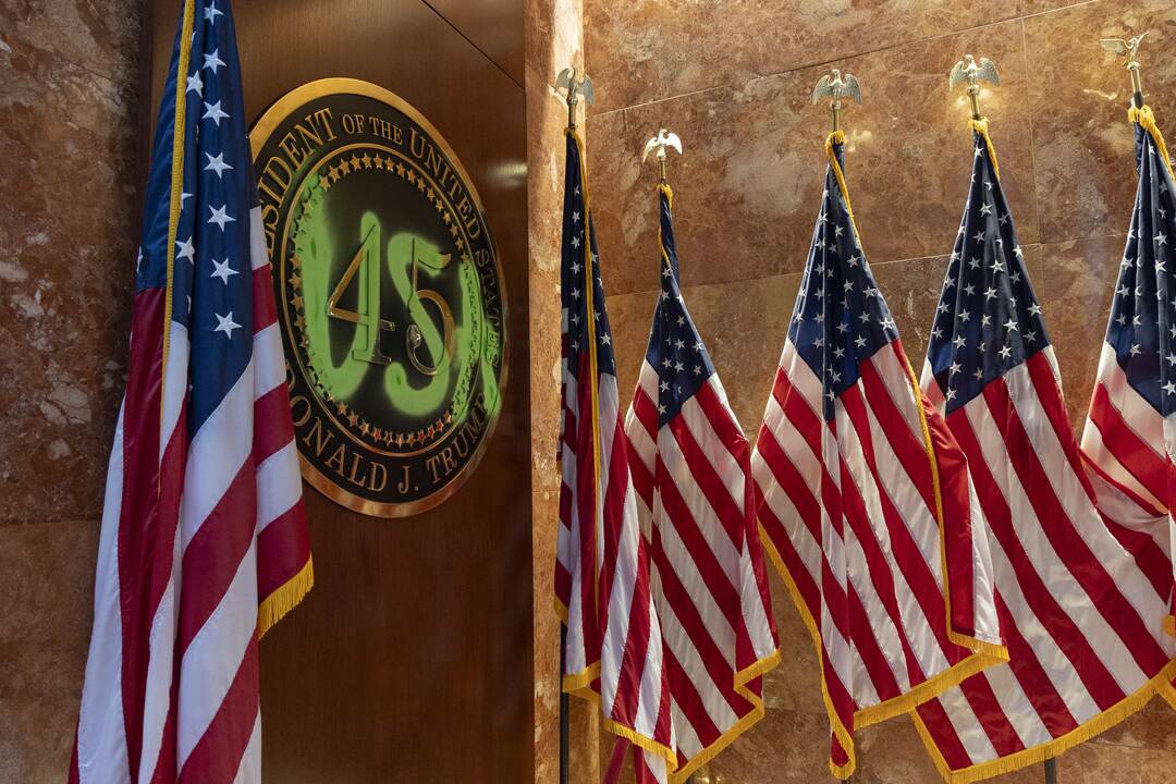 Dvylika JAV valstijų padavė į teismą Trumpo administraciją