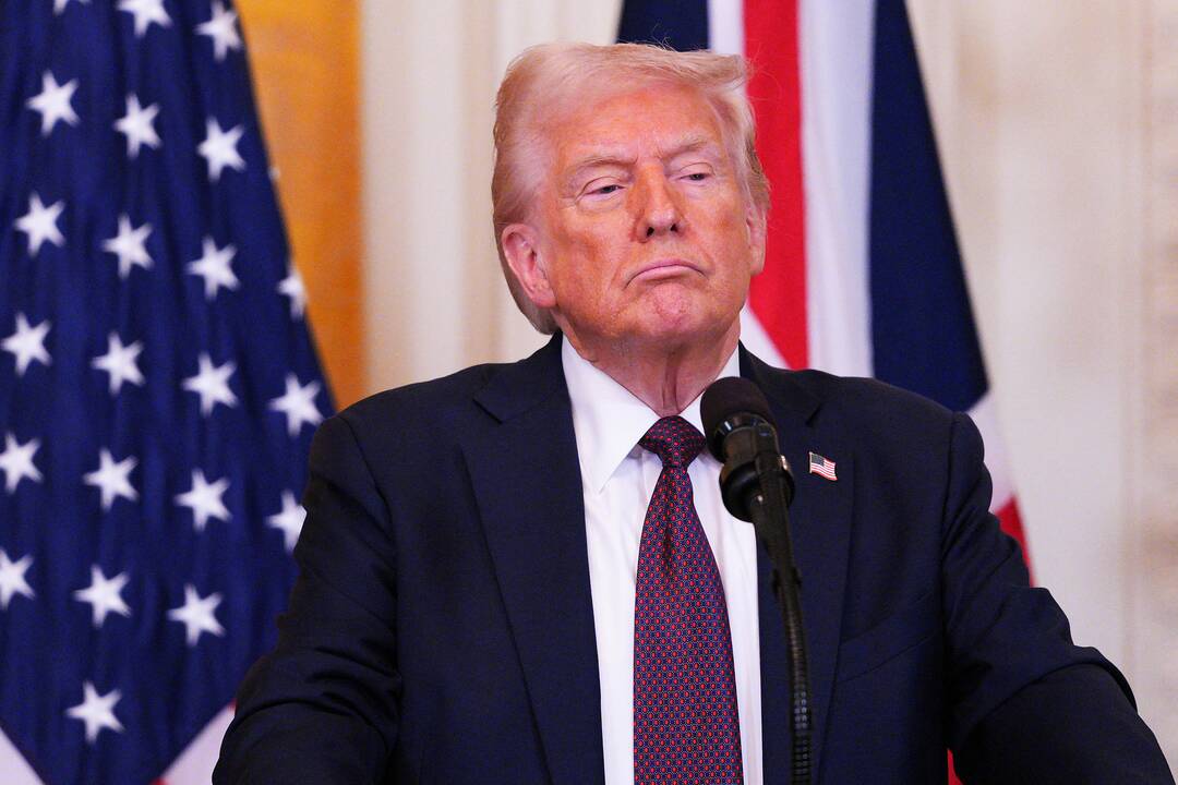 Daugiau nei pusė amerikiečių mano, kad Trumpas sieks trečiosios kadencijos
