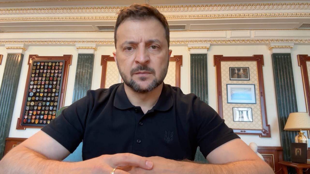 V. Zelenskis: rusai paleido į Ukrainą kone 200 raketų ir dronų