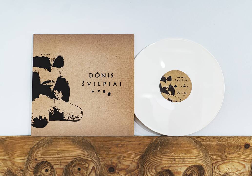 Donatas Bielkauskas su naująja viniline plokštele