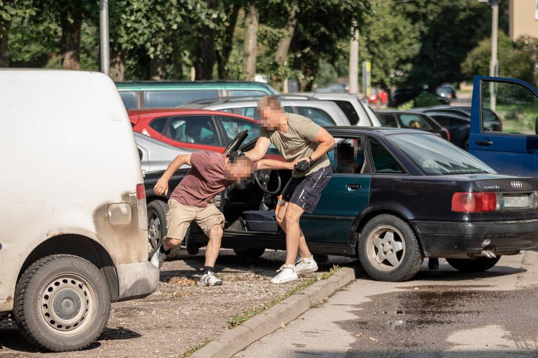 Sulaikymo operacija Eiguliuose