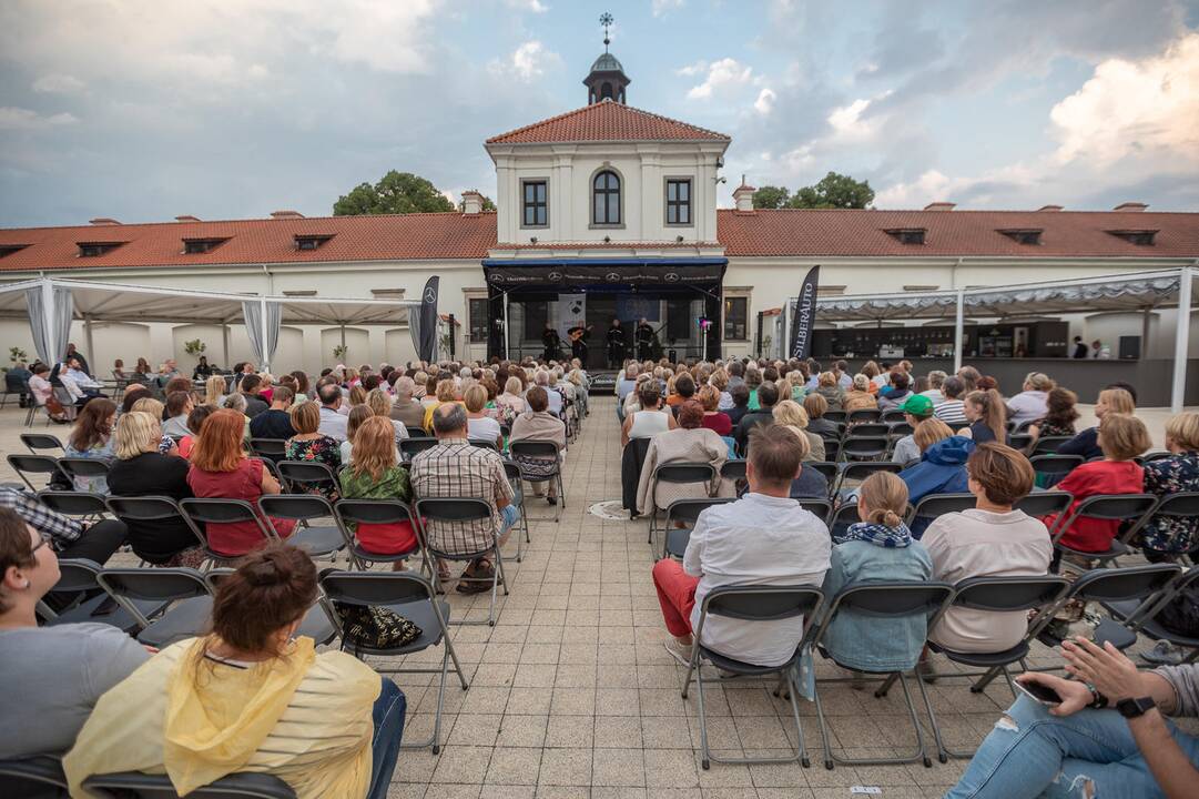 Pažaislio liepų alėjos vakarai | operos solistų kvartetas iš Sakartvelo