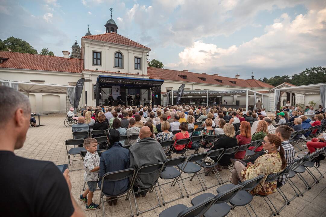 Pažaislio liepų alėjos vakarai | operos solistų kvartetas iš Sakartvelo
