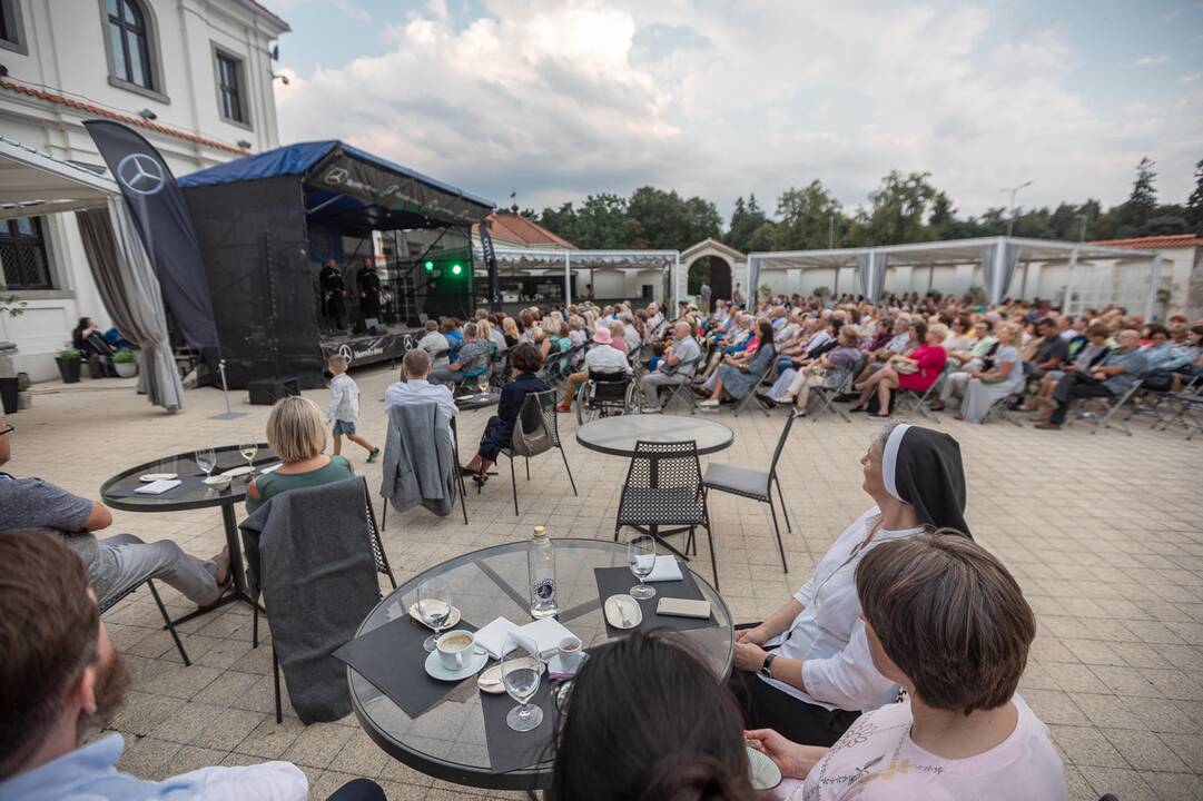 Pažaislio liepų alėjos vakarai | operos solistų kvartetas iš Sakartvelo