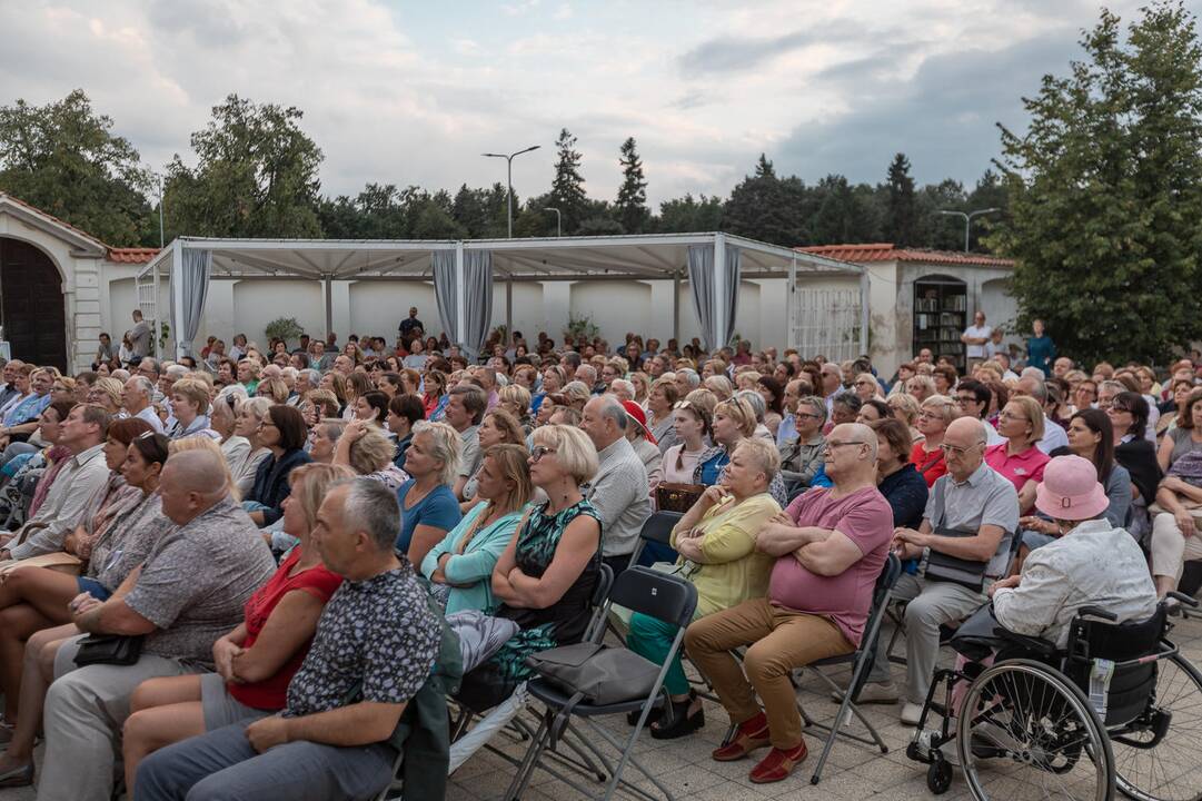 Pažaislio liepų alėjos vakarai | operos solistų kvartetas iš Sakartvelo