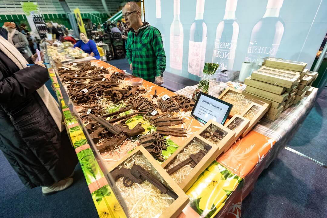 Maisto mugė Kauno sporto halėje