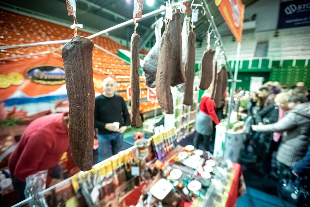 Maisto mugė Kauno sporto halėje